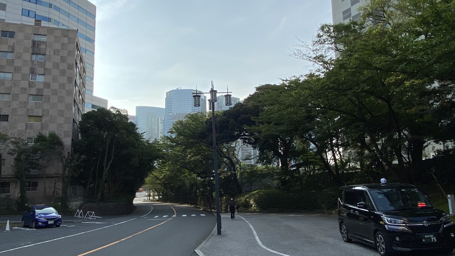 櫻花塔王子飯店門前的櫻花坂